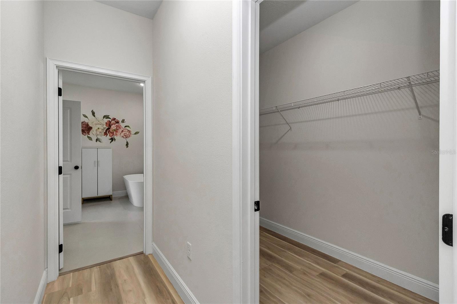 MARION OAKS - Residential