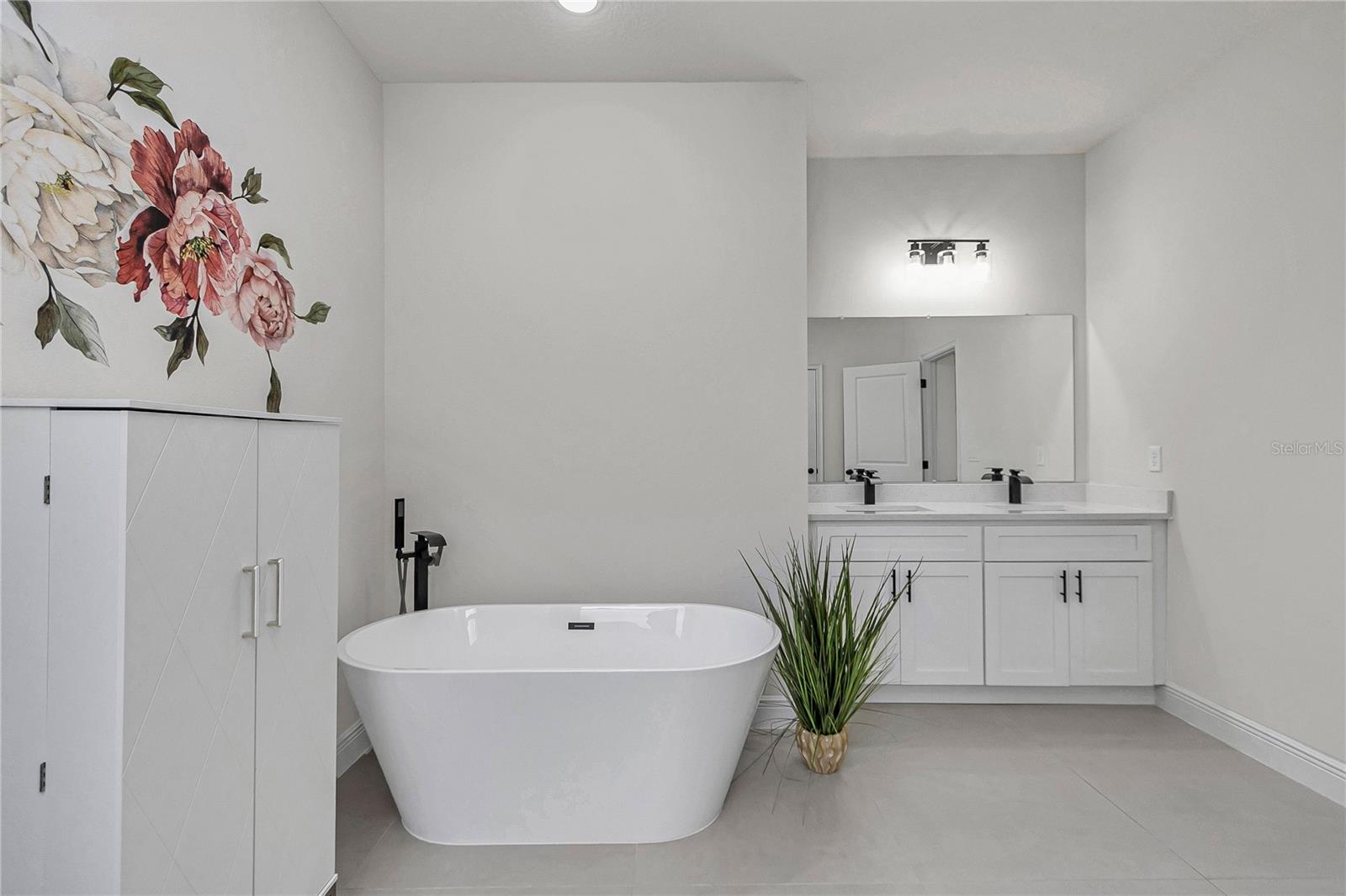 MARION OAKS - Residential