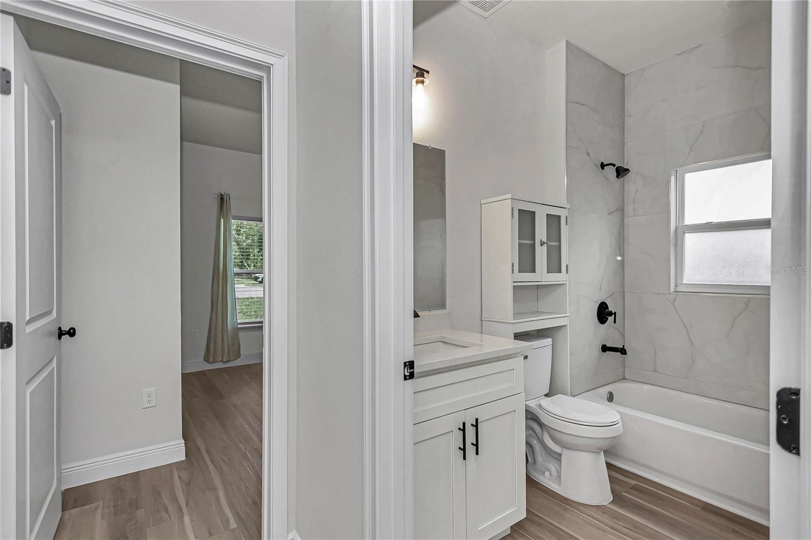 MARION OAKS - Residential