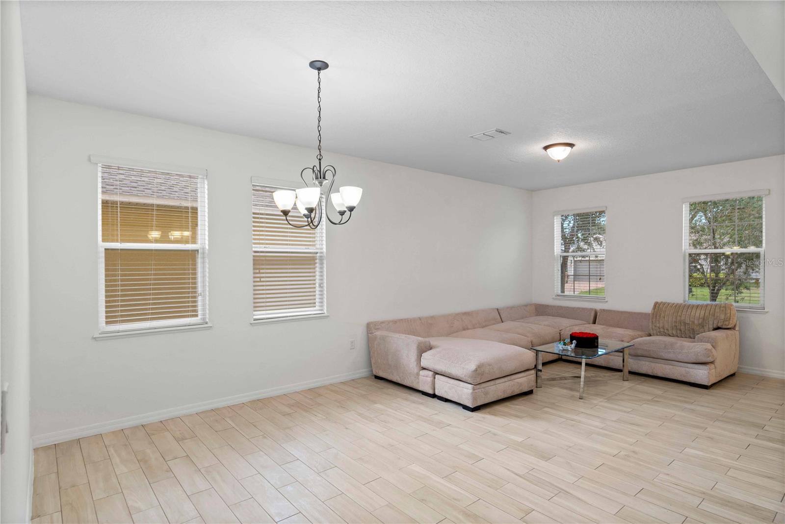 SAWGRASS BAY PH 1B - Residential