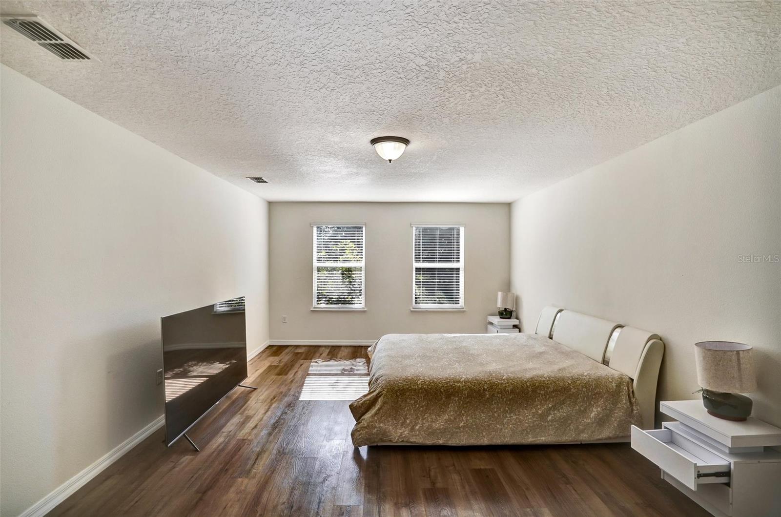 SAWGRASS BAY PH 1B - Residential