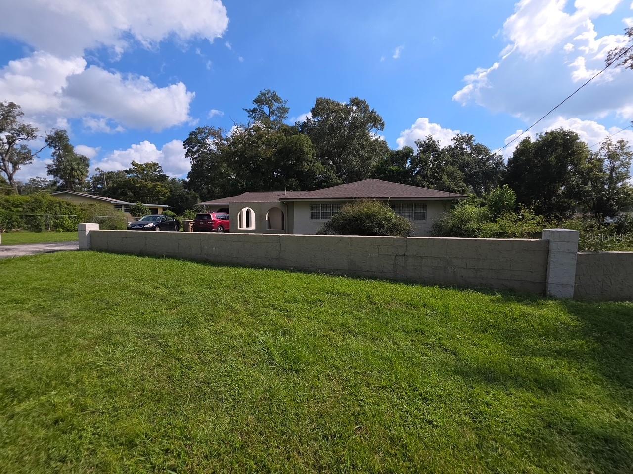 323 SE 37TH AVENUE