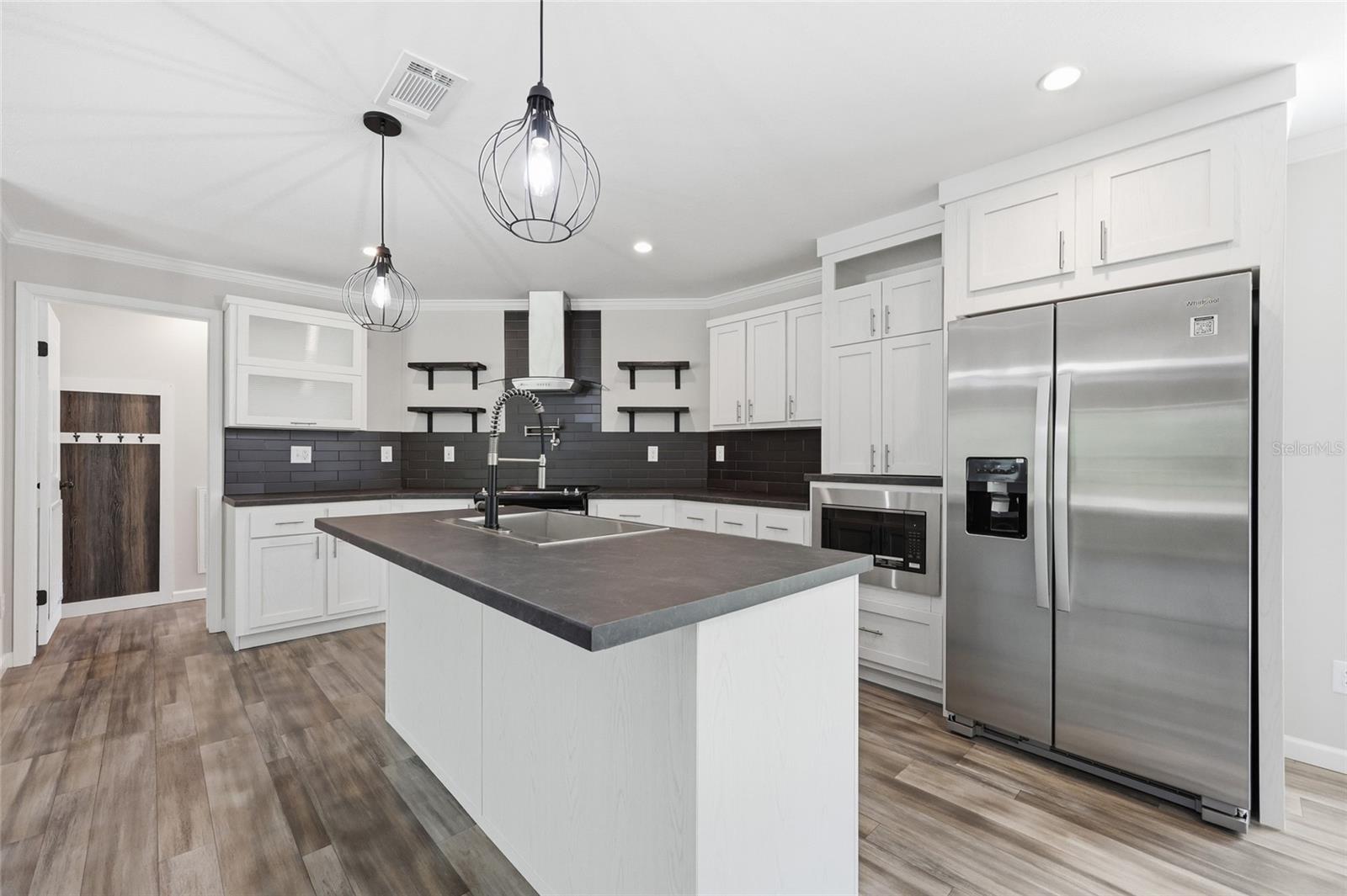 THREE RIVERS ESTATES - Residential