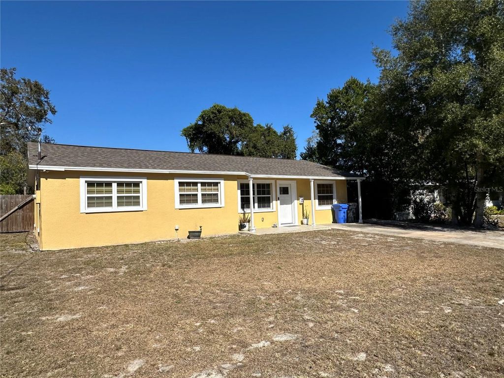 Photo of 505 W 130th Avenue, Tampa, FL 33612 (MLS # TB8471085)