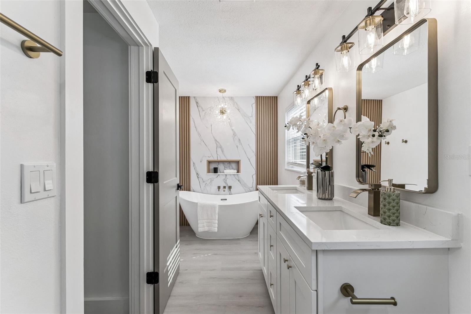 HARBOR HILLS 1ST ADD - Residential