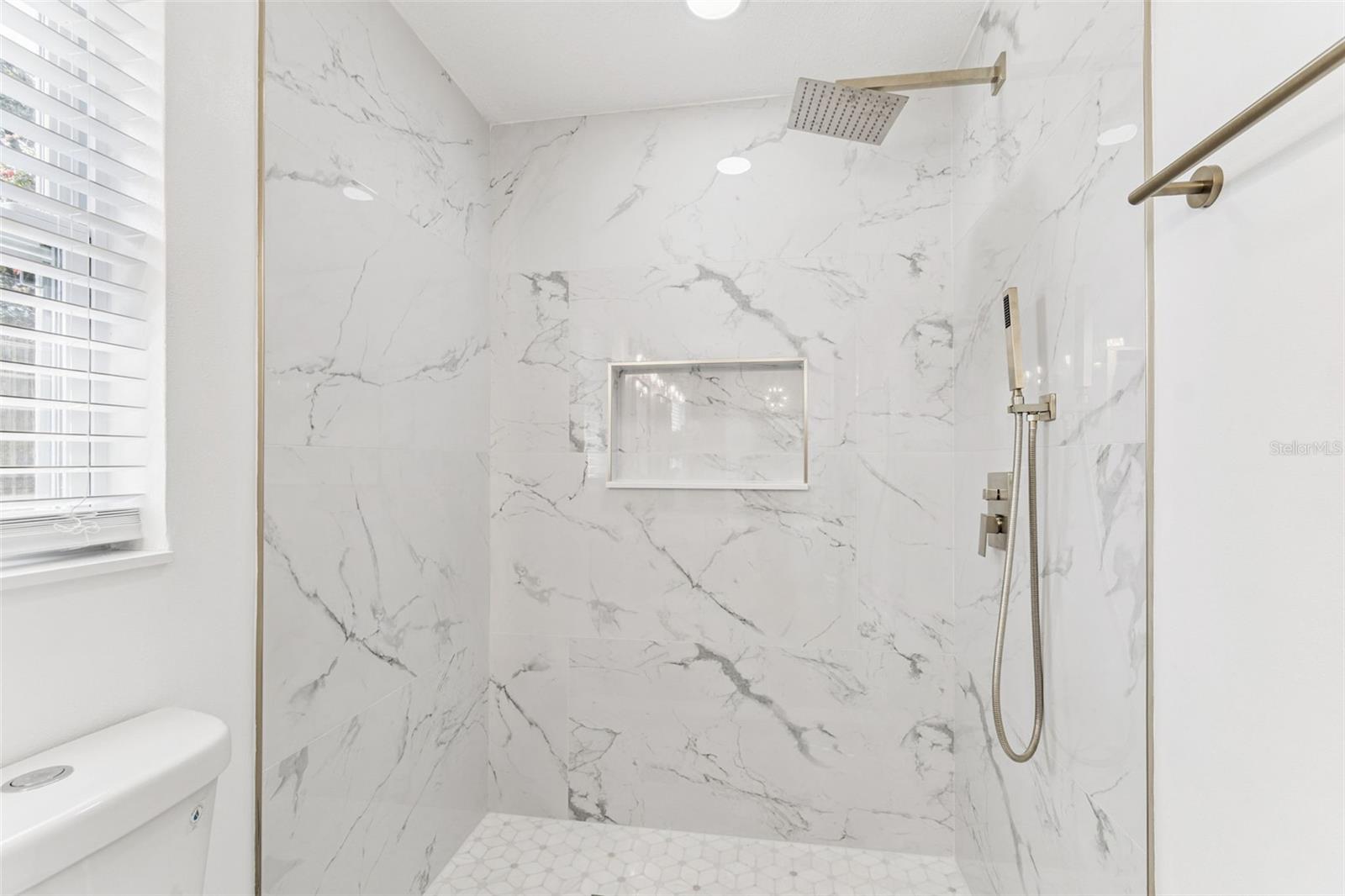 HARBOR HILLS 1ST ADD - Residential