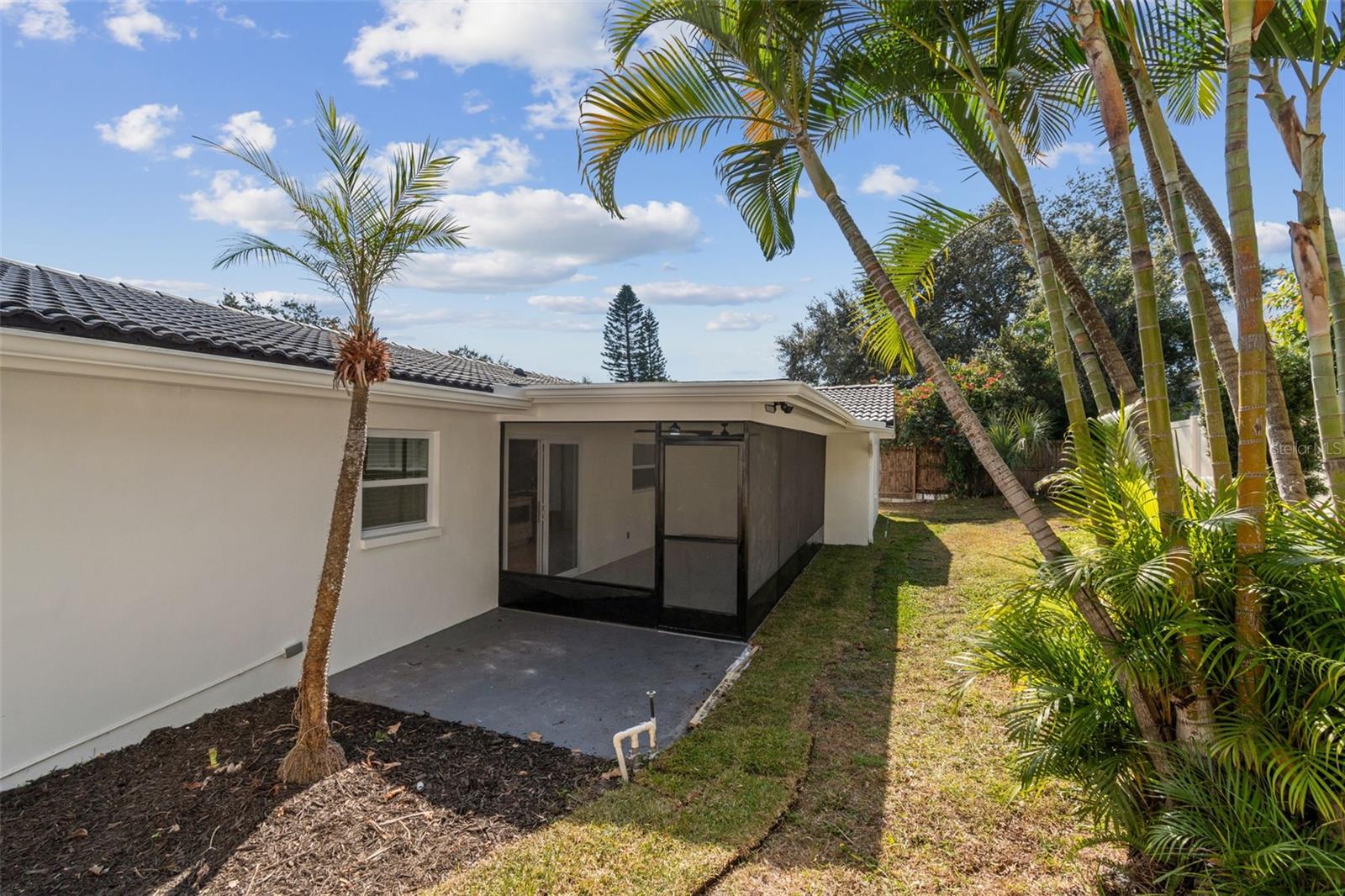 HARBOR HILLS 1ST ADD - Residential