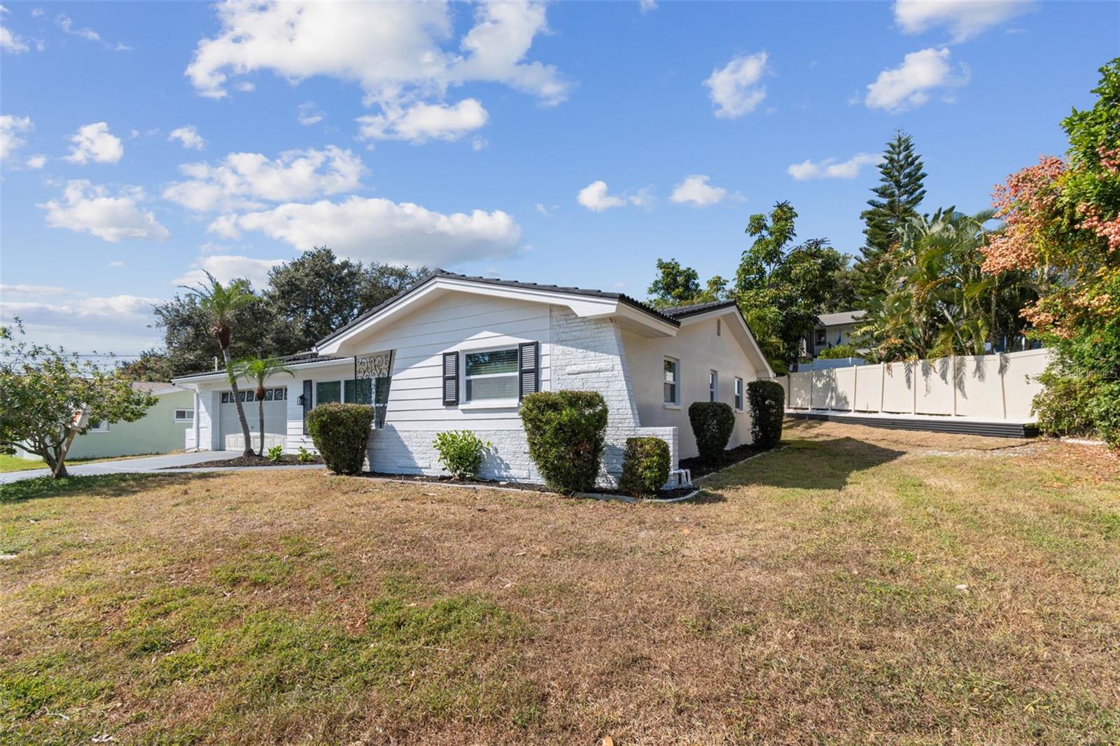 HARBOR HILLS 1ST ADD - Residential