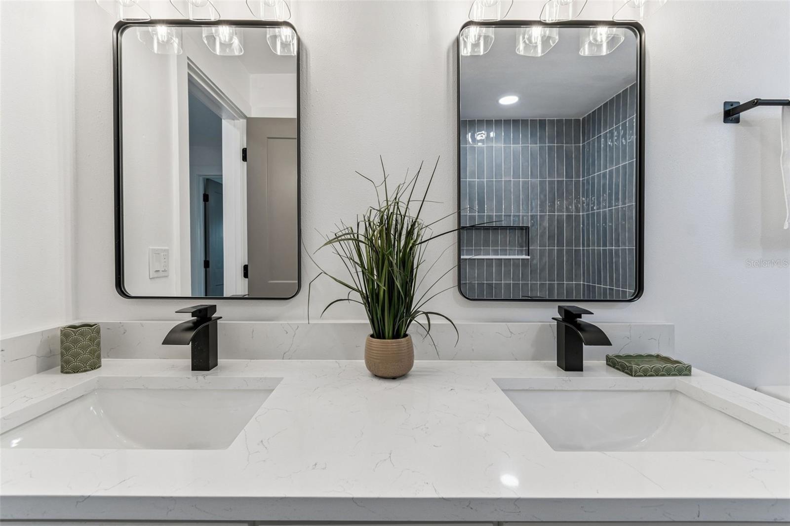 HARBOR HILLS 1ST ADD - Residential