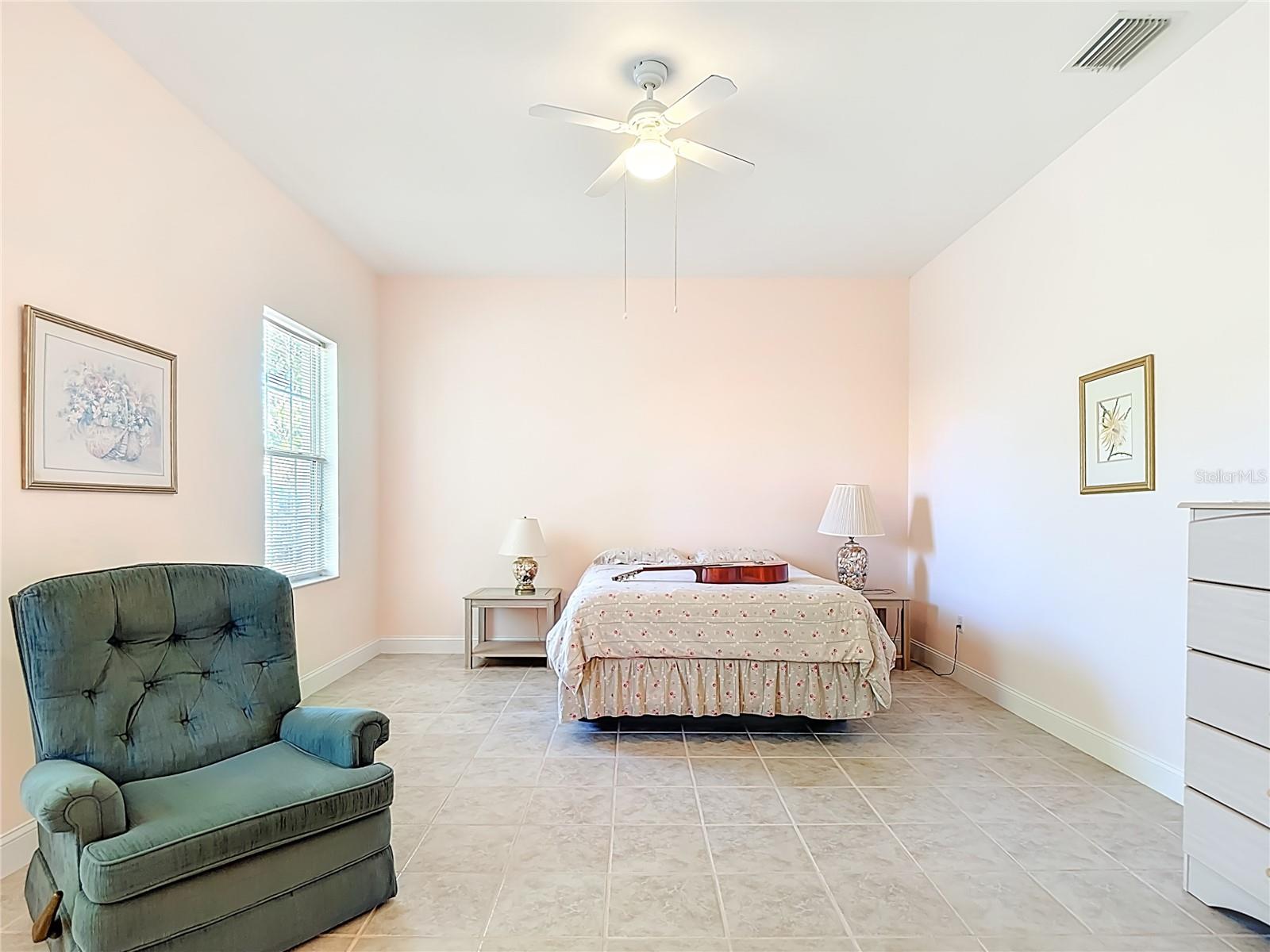 SPANISH GARDENS - Residential