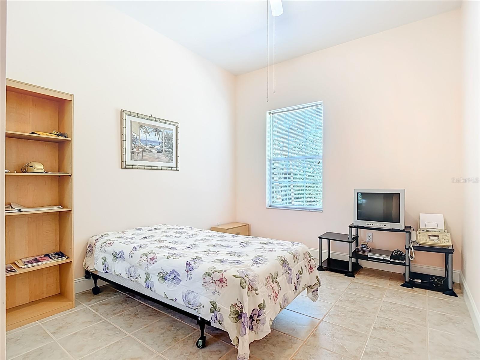 SPANISH GARDENS - Residential