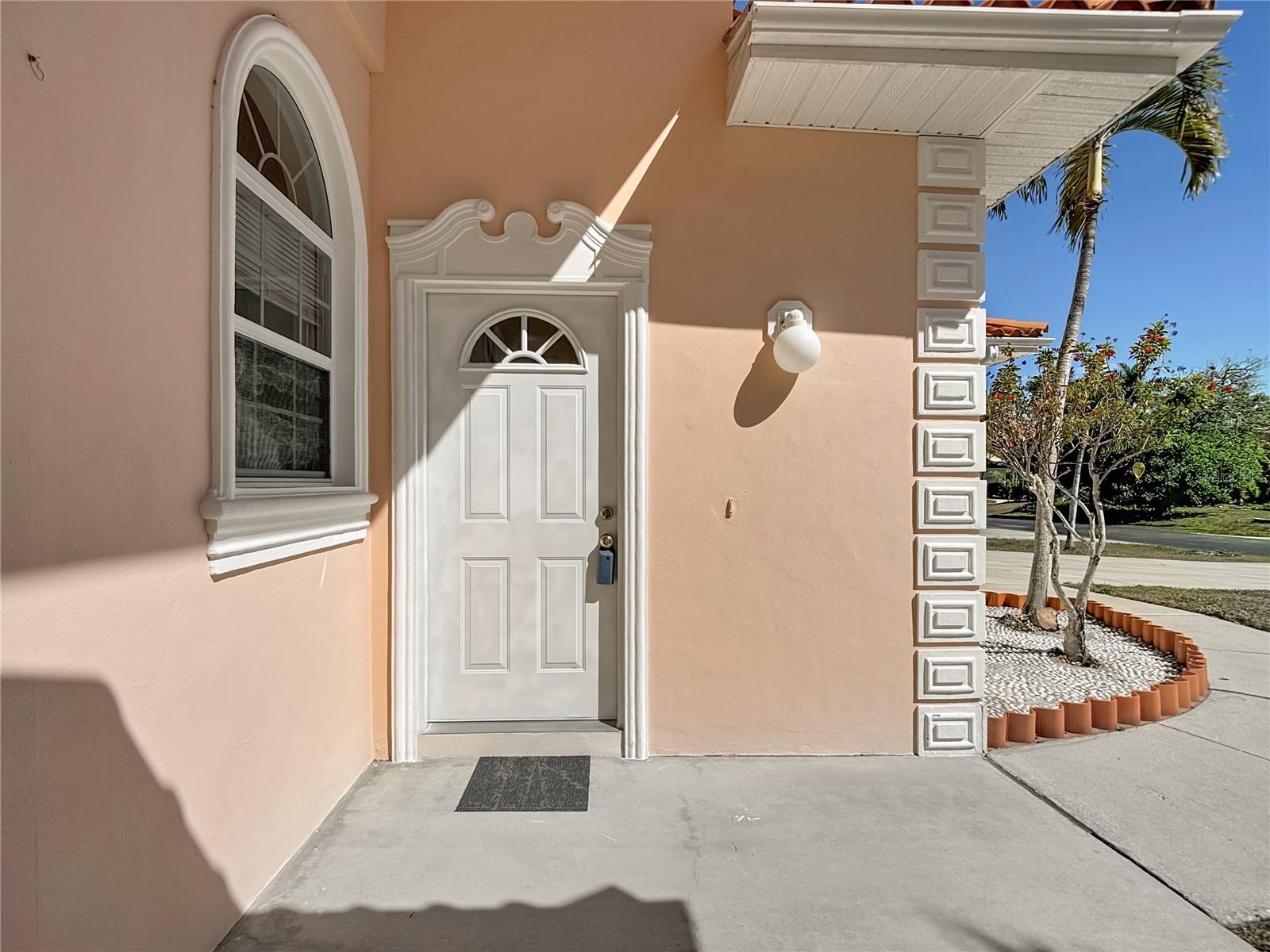 SPANISH GARDENS - Residential