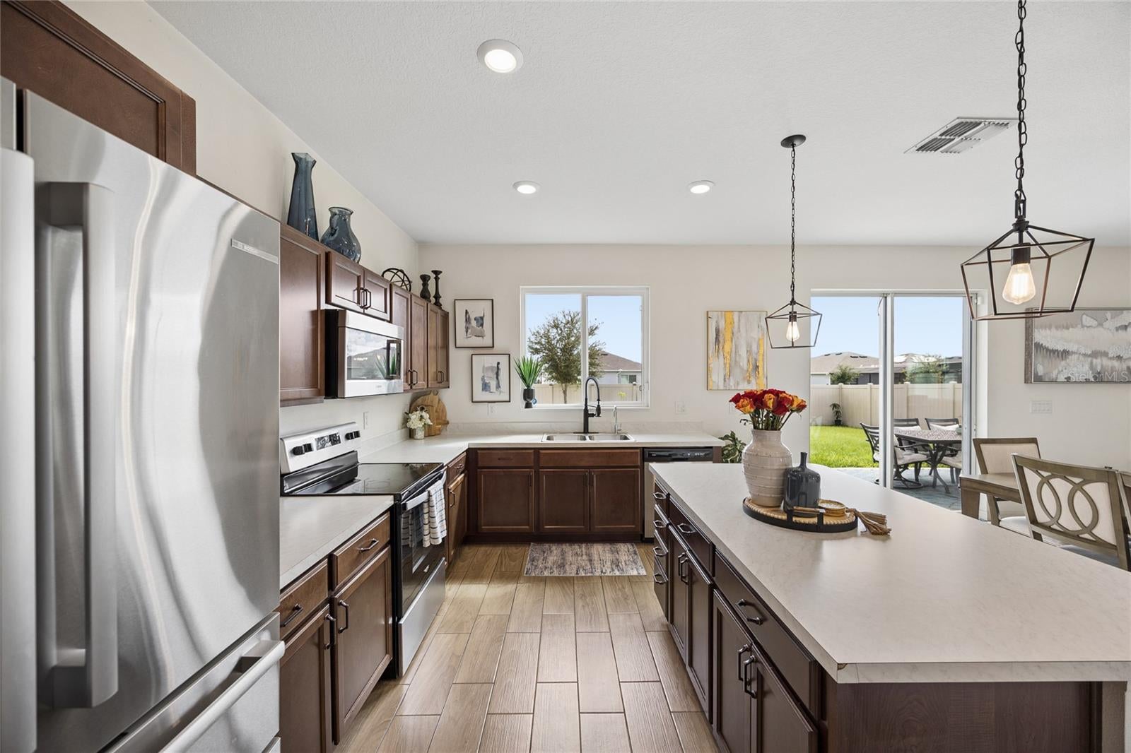 143 SUMMERLIN LOOP