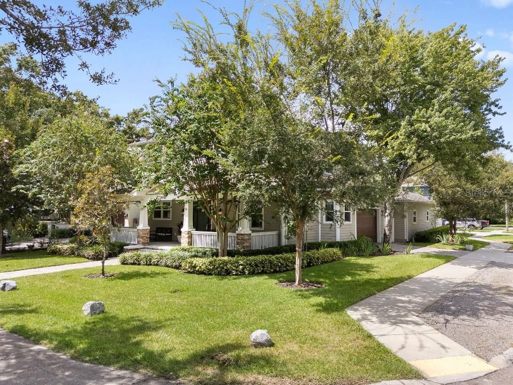 Photo of 3401 W Wallcraft Avenue, Tampa, FL 33611 (MLS # TB8423847)