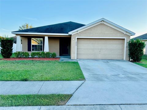 A home in AUBURNDALE