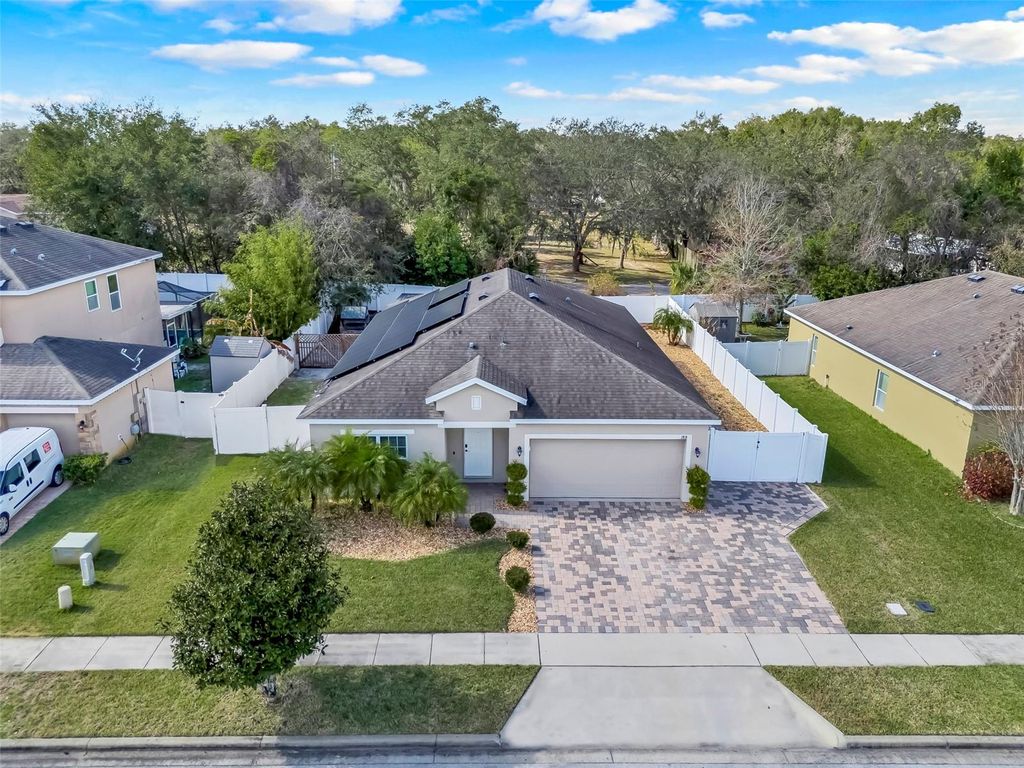 Photo of 188 Whispering Pines Way, Davenport, FL 33837 (MLS # S5142379)