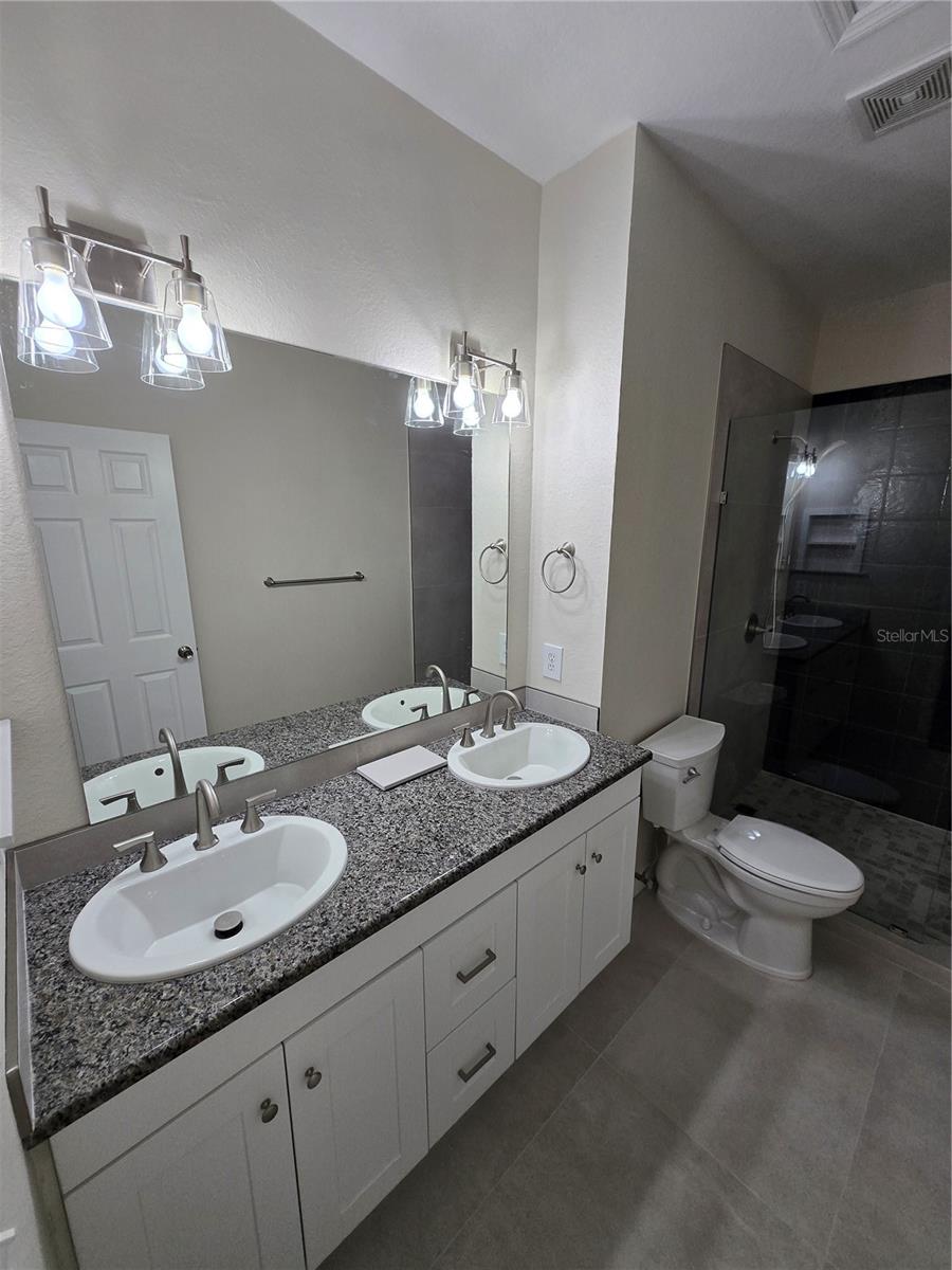 MAGNOLIA PLACE TOWNHOMES - Residential Lease