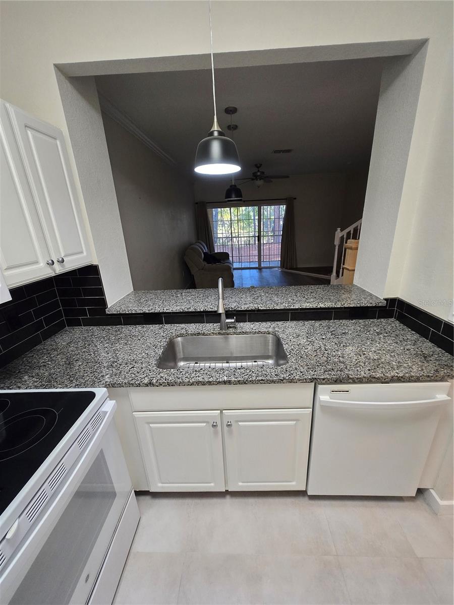 MAGNOLIA PLACE TOWNHOMES - Residential Lease