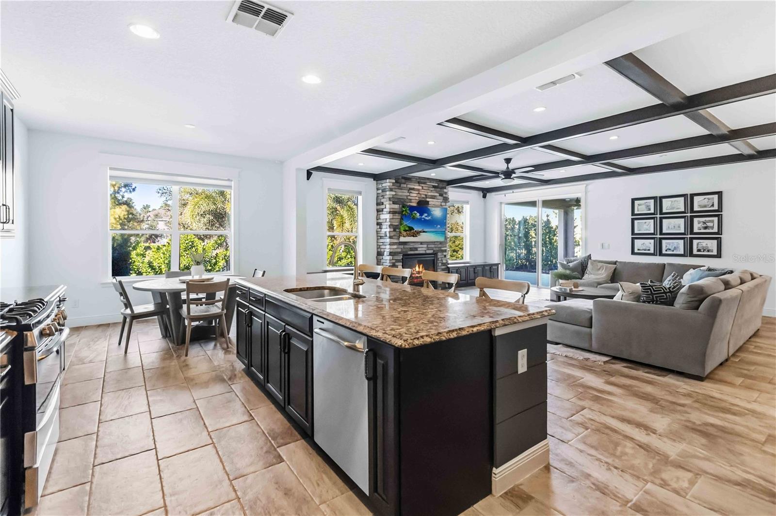 AVALON RESERVE - VILLAGE 1 - Residential