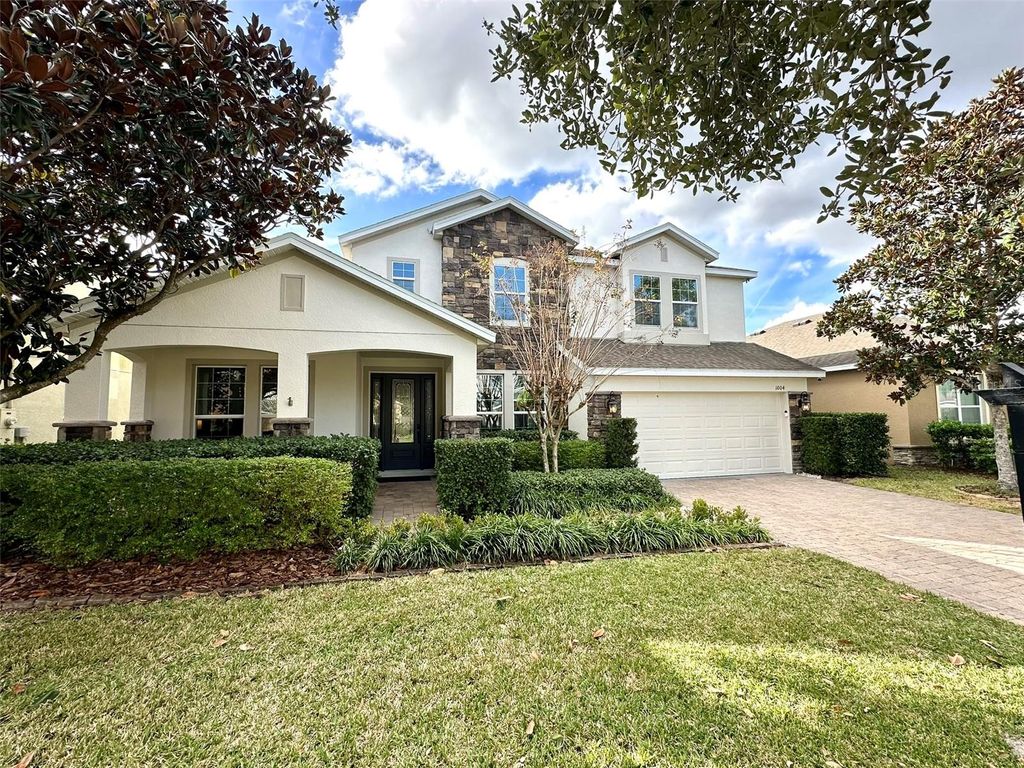 Photo of 1004 Vinsetta Circle, Winter Garden, FL 34787 (MLS # O6359139)