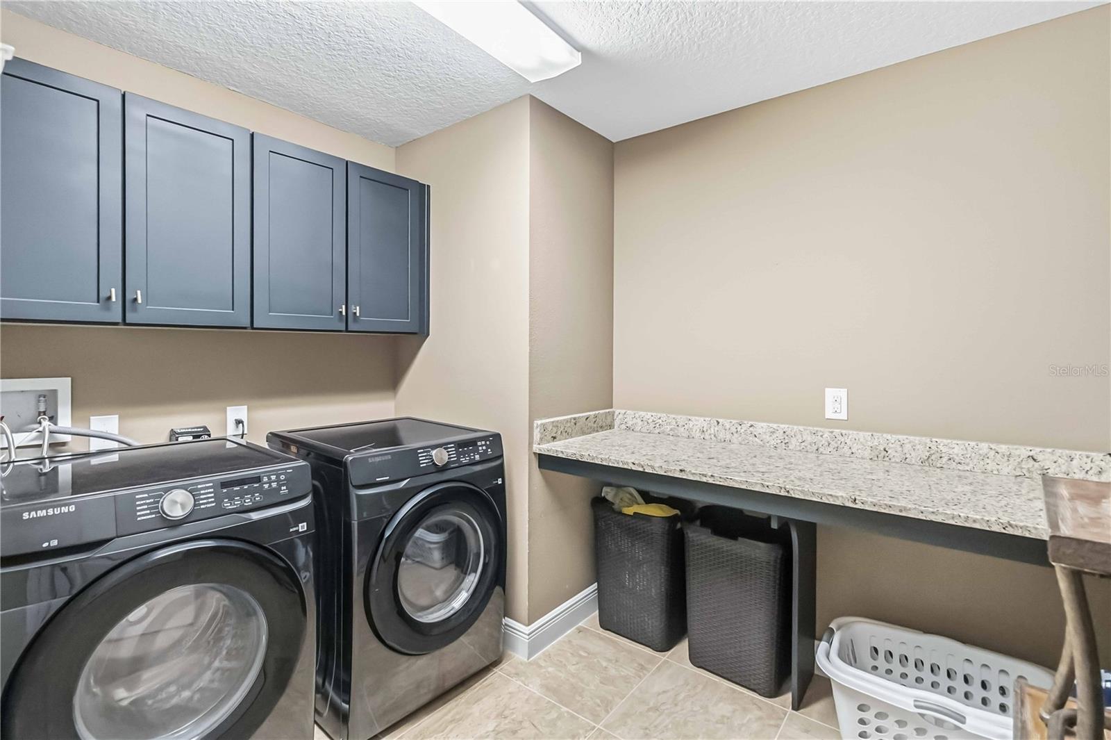 AVALON RESERVE - VILLAGE 1 - Residential