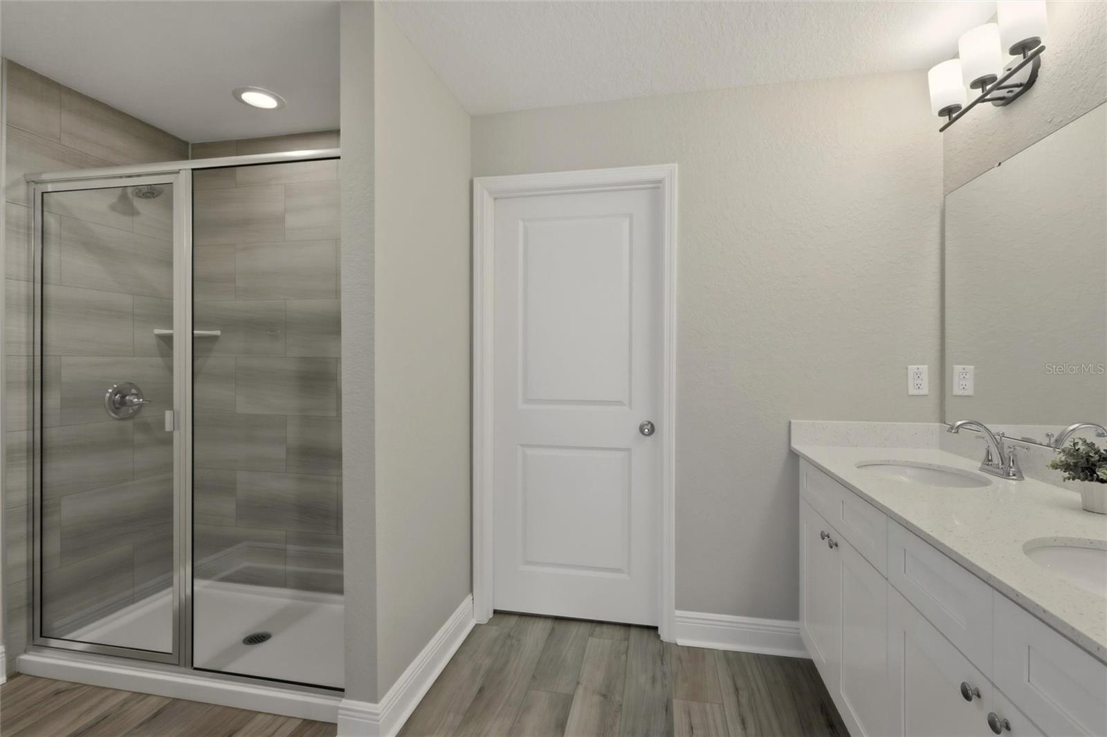 SUN N LAKE - Residential