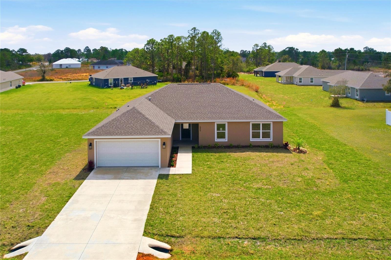 SUN N LAKE - Residential