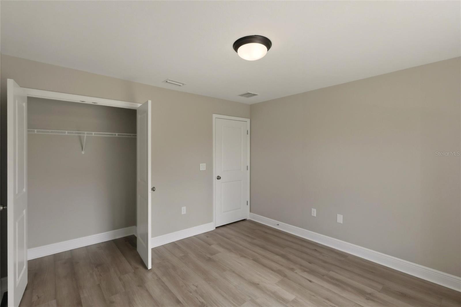 SUN N LAKE - Residential