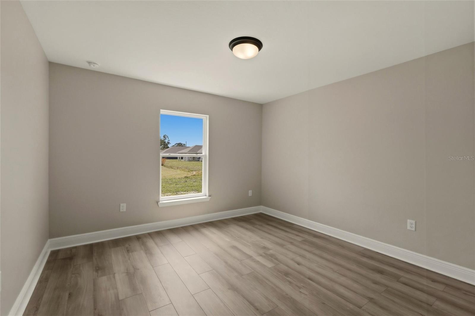 SUN N LAKE - Residential