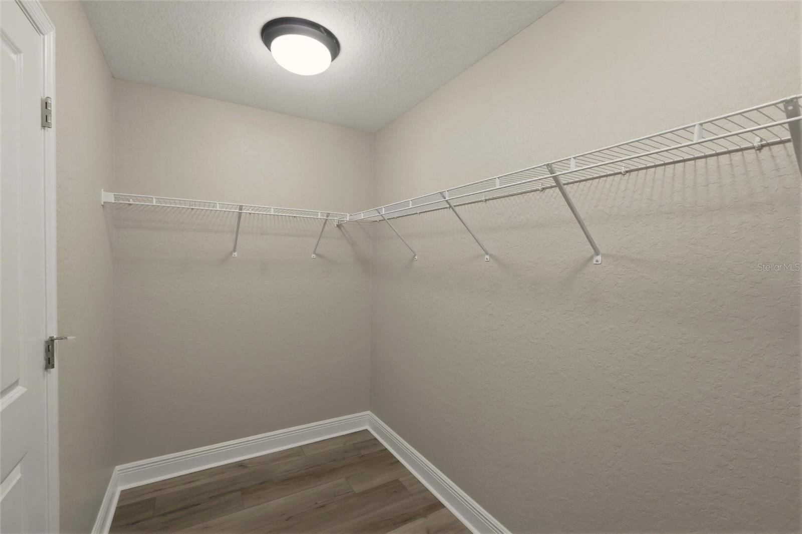 SUN N LAKE - Residential