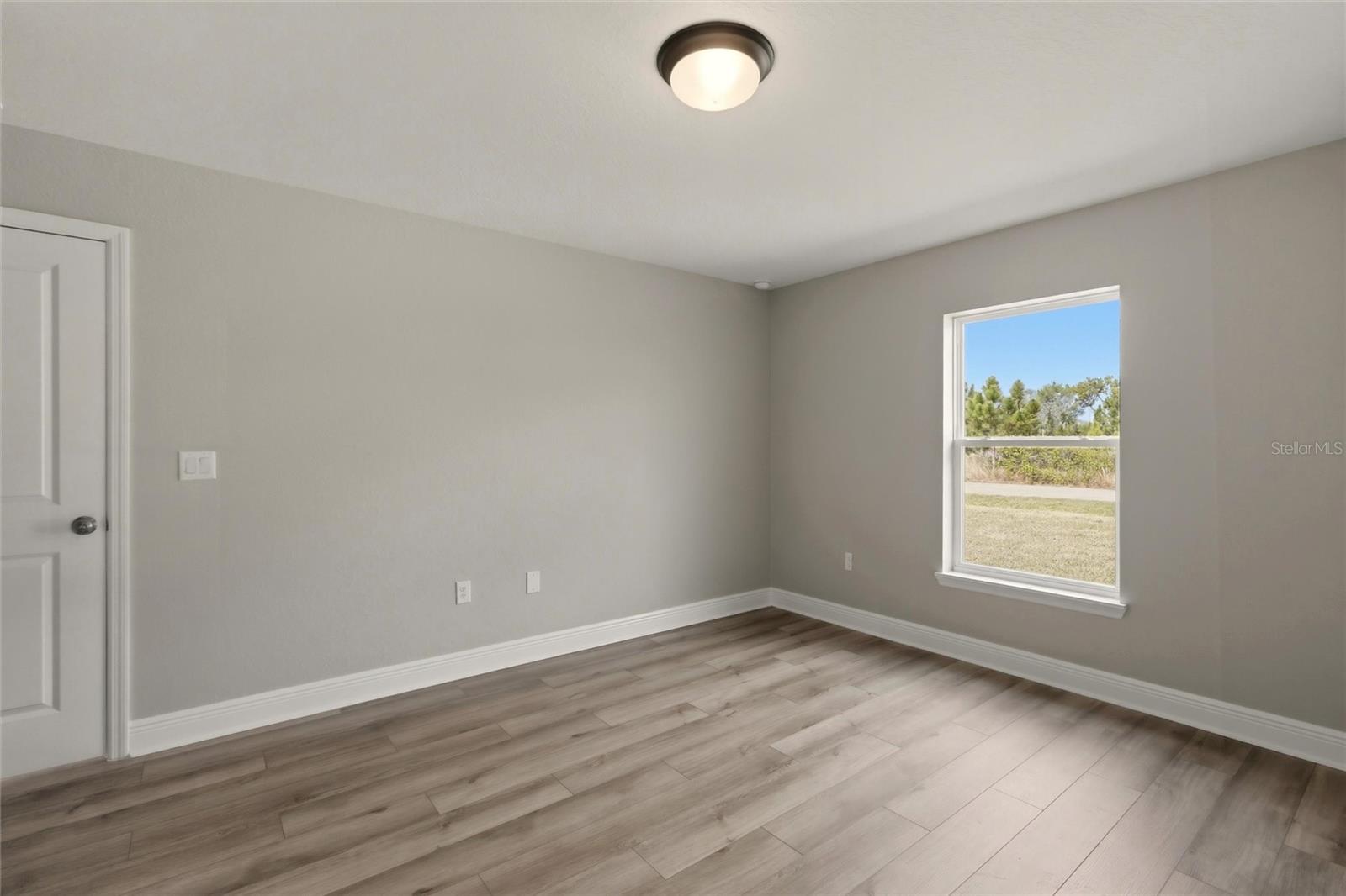 SUN N LAKE - Residential