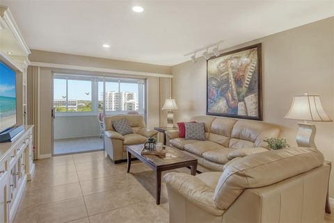 Tiny photo for 1125 W Peppertree Drive #706, Sarasota, FL 34242 (MLS # A4668225)