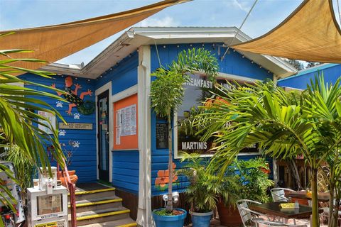 Tiny photo for 1125 W Peppertree Drive #706, Sarasota, FL 34242 (MLS # A4668225)