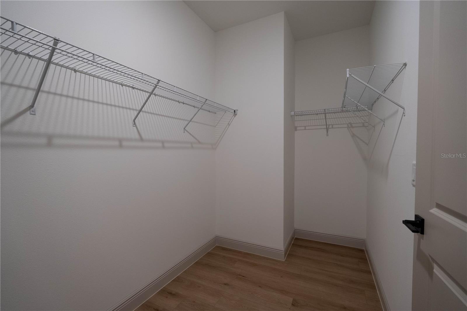 MOUNT PLYMOUTH - Residential