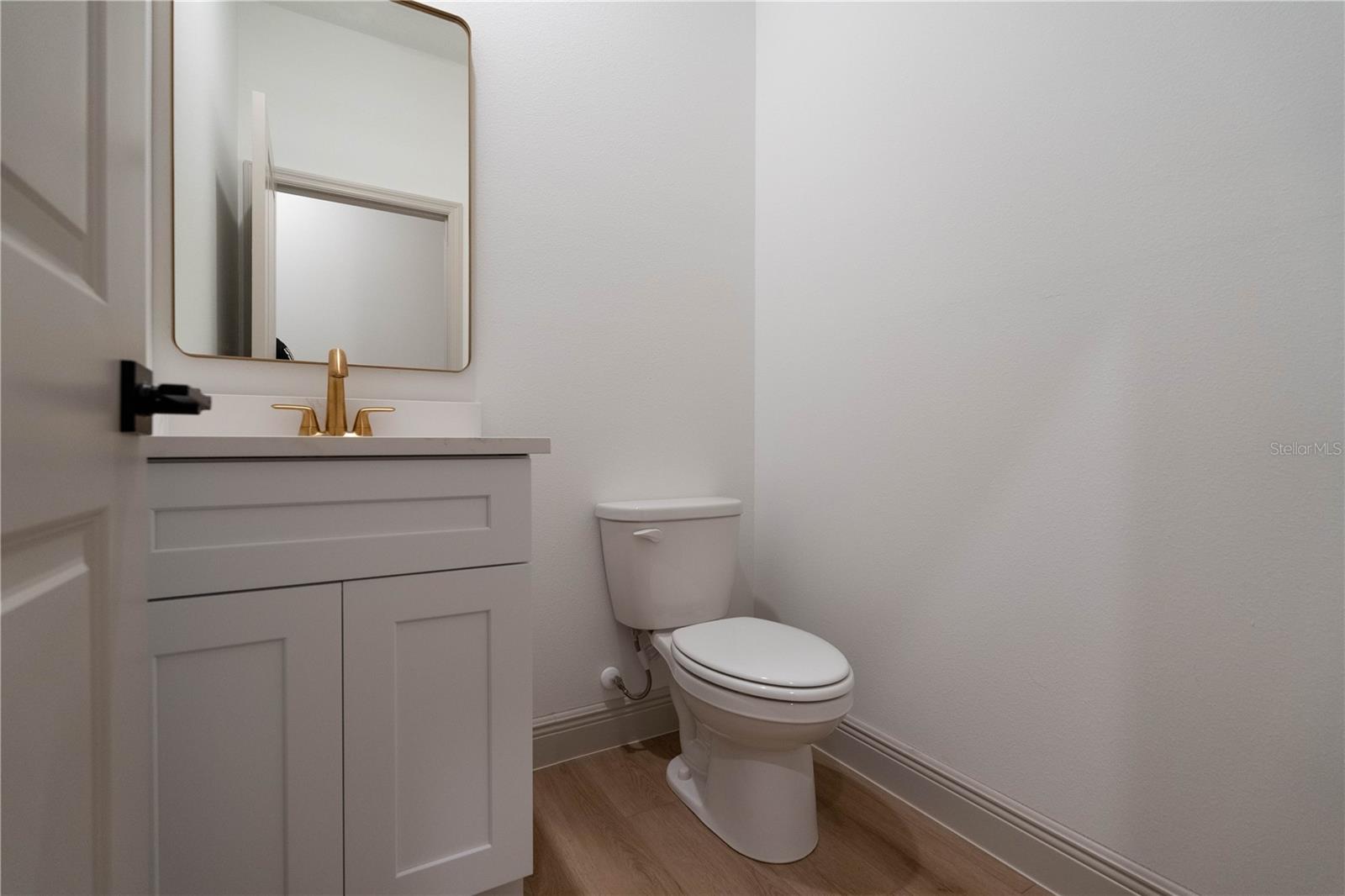 MOUNT PLYMOUTH - Residential