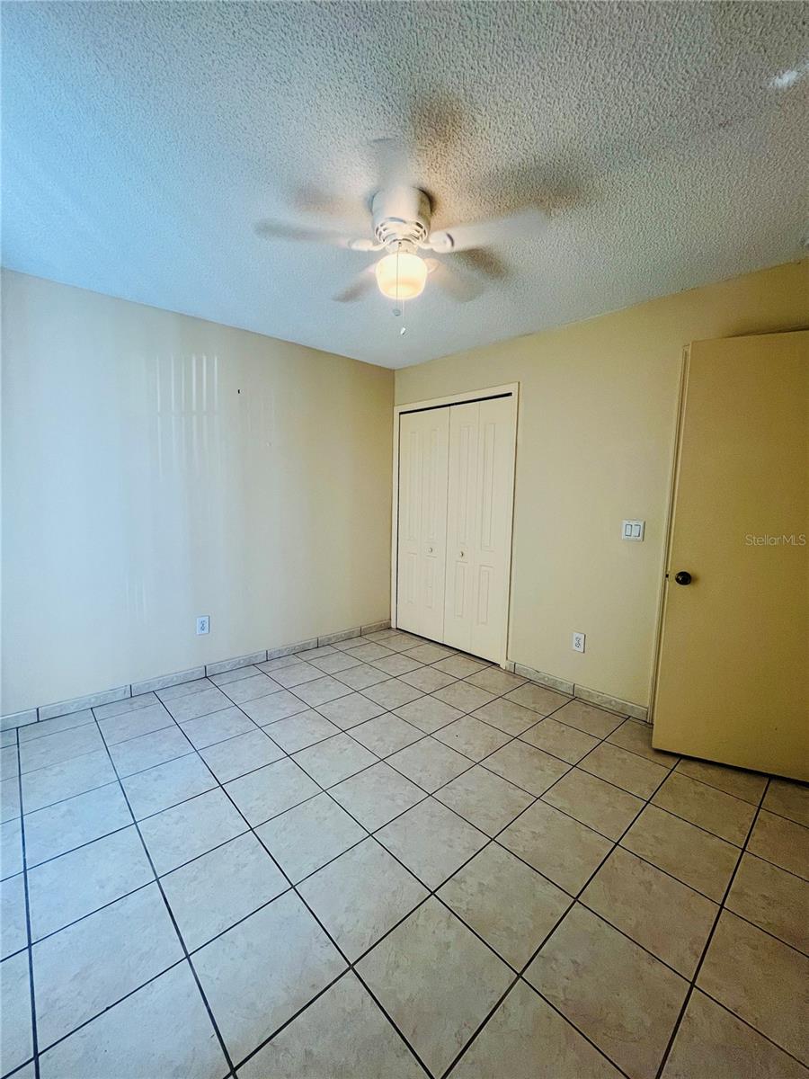 ISLAND COVE VILLAS AT MEADOW WOODS - Residential