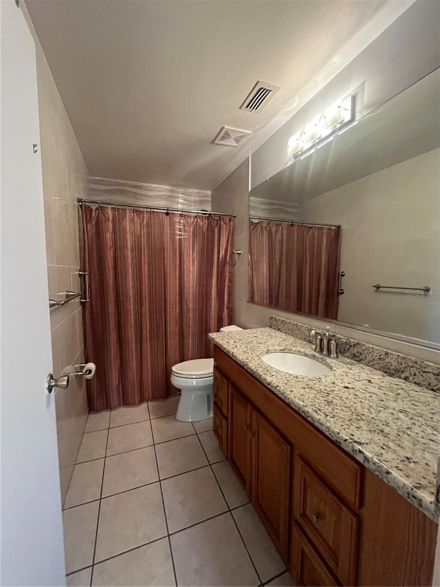 ISLAND COVE VILLAS AT MEADOW WOODS - Residential