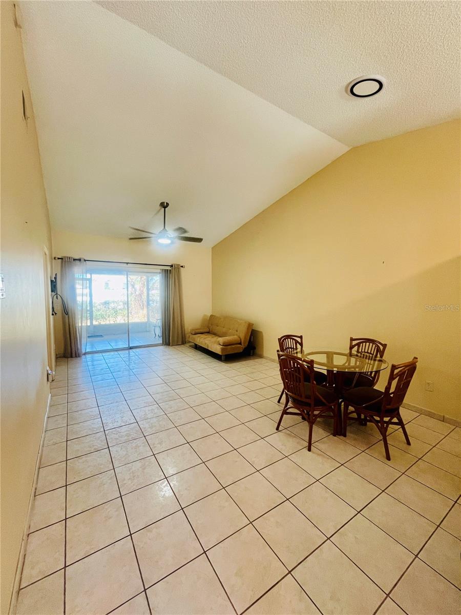 ISLAND COVE VILLAS AT MEADOW WOODS - Residential