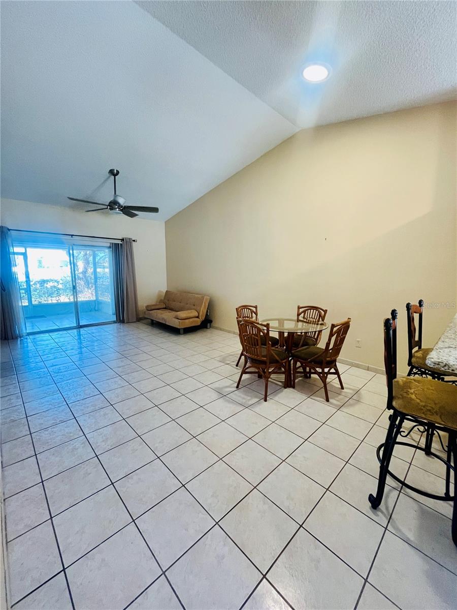 ISLAND COVE VILLAS AT MEADOW WOODS - Residential