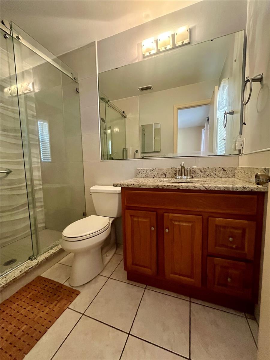 ISLAND COVE VILLAS AT MEADOW WOODS - Residential