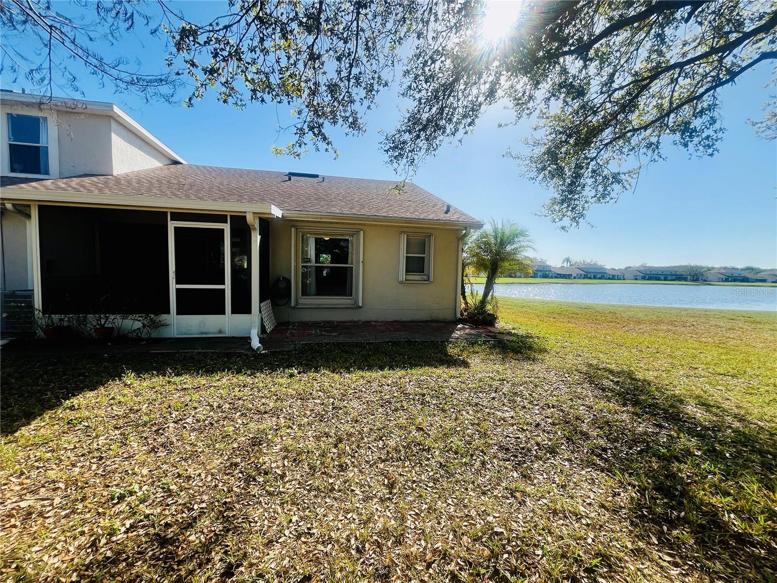 ISLAND COVE VILLAS AT MEADOW WOODS - Residential