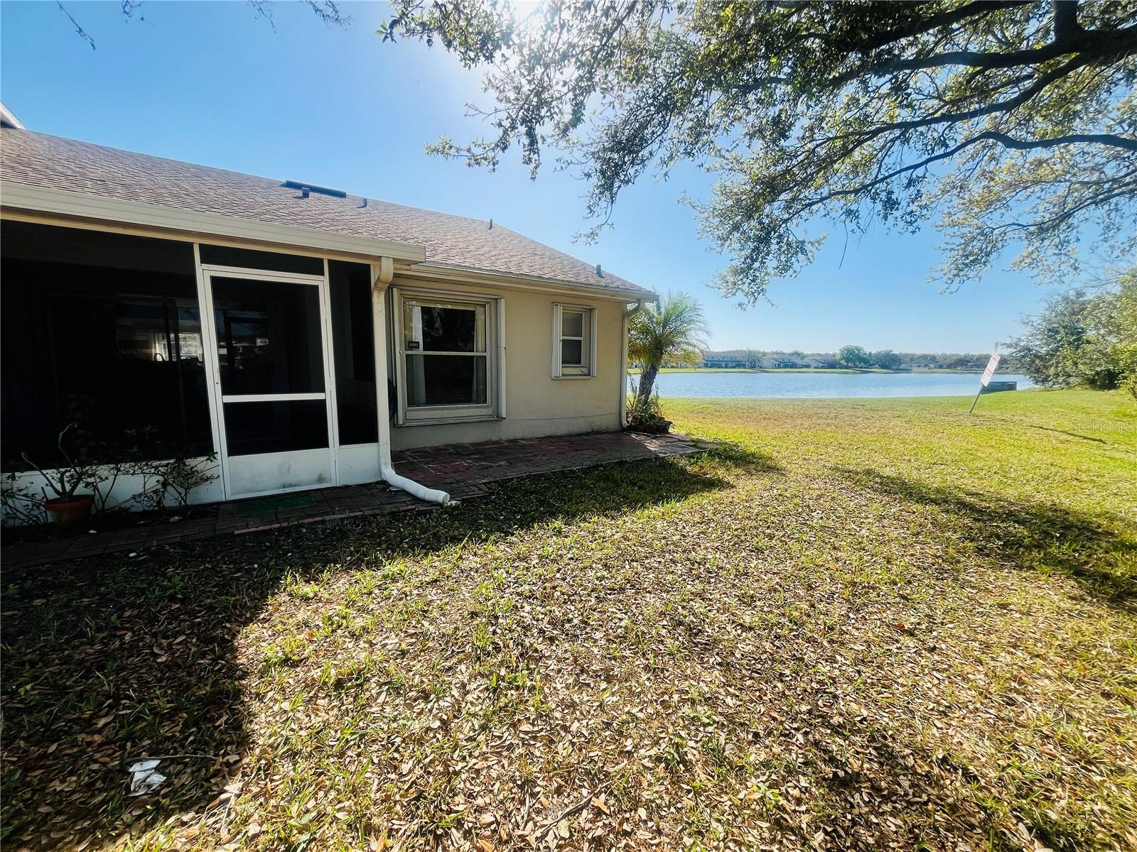 ISLAND COVE VILLAS AT MEADOW WOODS - Residential