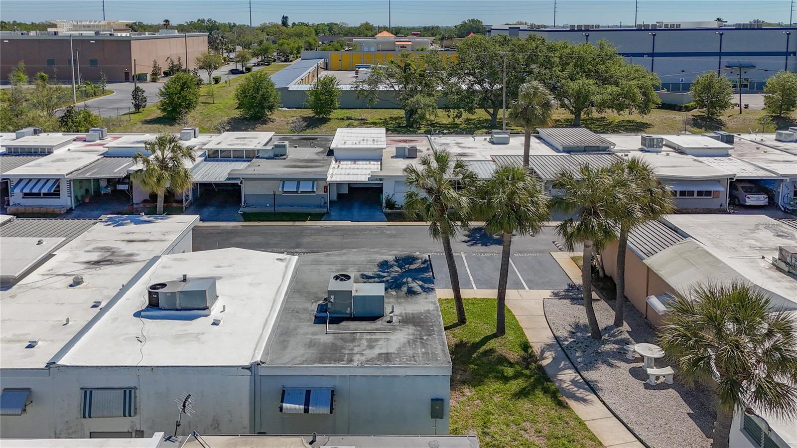 SHANGRI-LA APT PARK - Residential