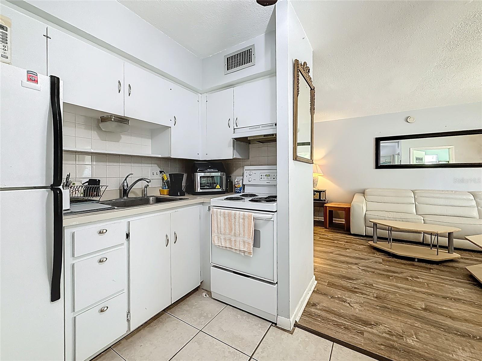 SHANGRI-LA APT PARK - Residential