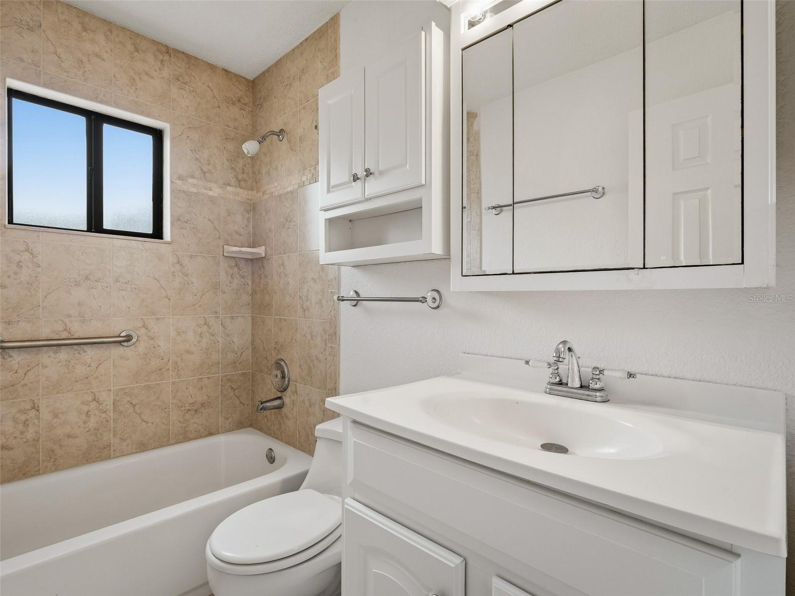 THOBURNS NEW SMYRNA BEACH - Residential