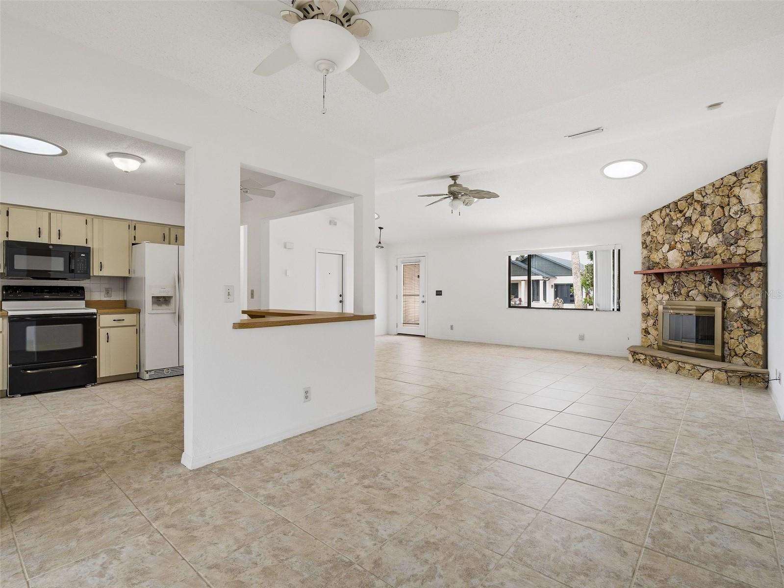 THOBURNS NEW SMYRNA BEACH - Residential