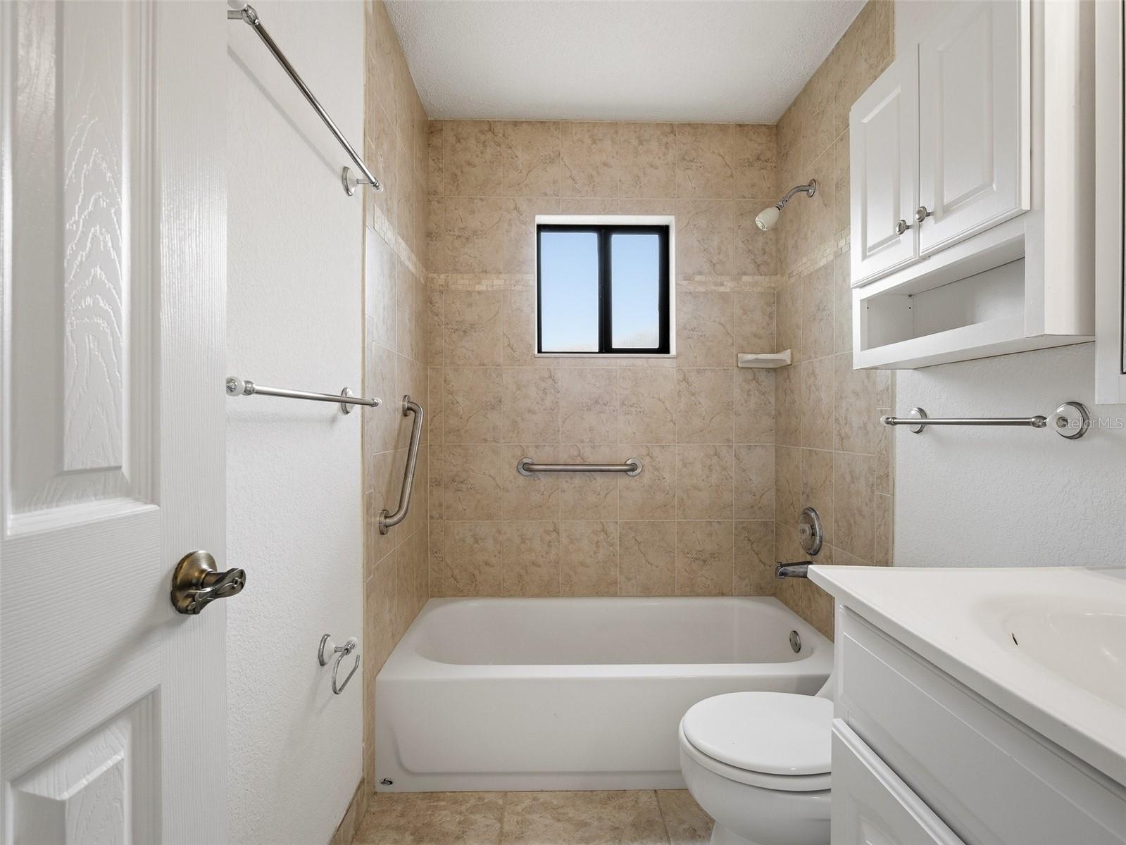 THOBURNS NEW SMYRNA BEACH - Residential