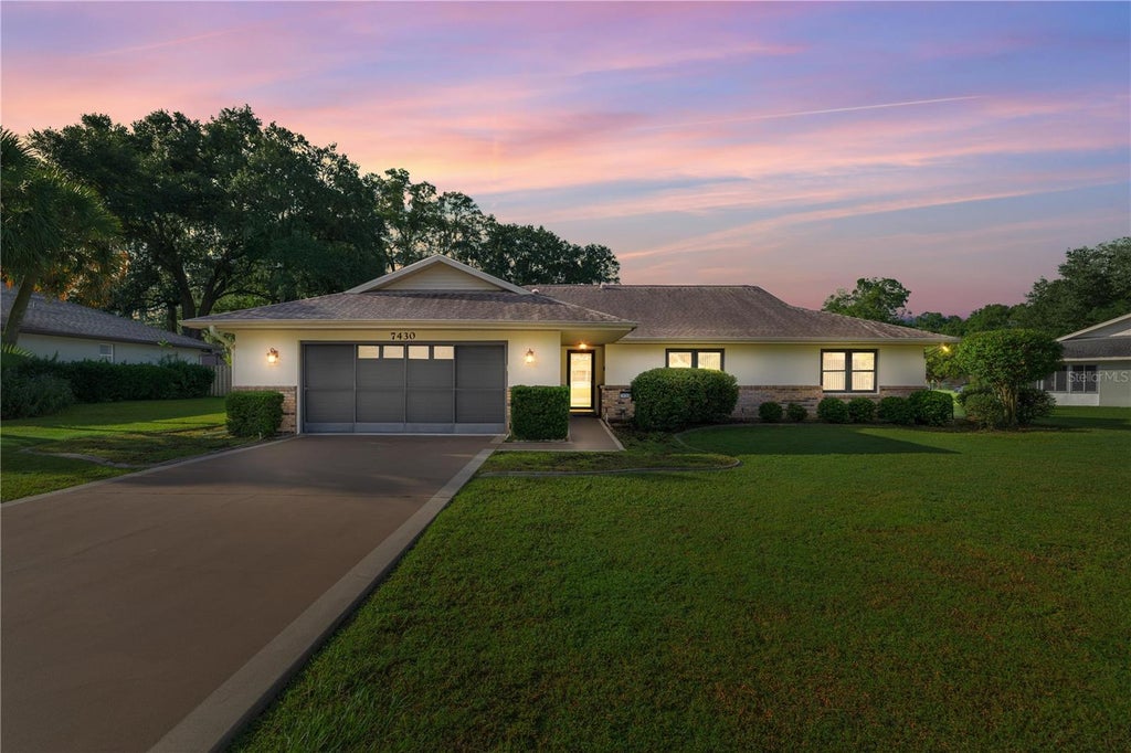 Photo of 7430 SW 100th Place, Ocala, FL 34476 (MLS # OM733344)