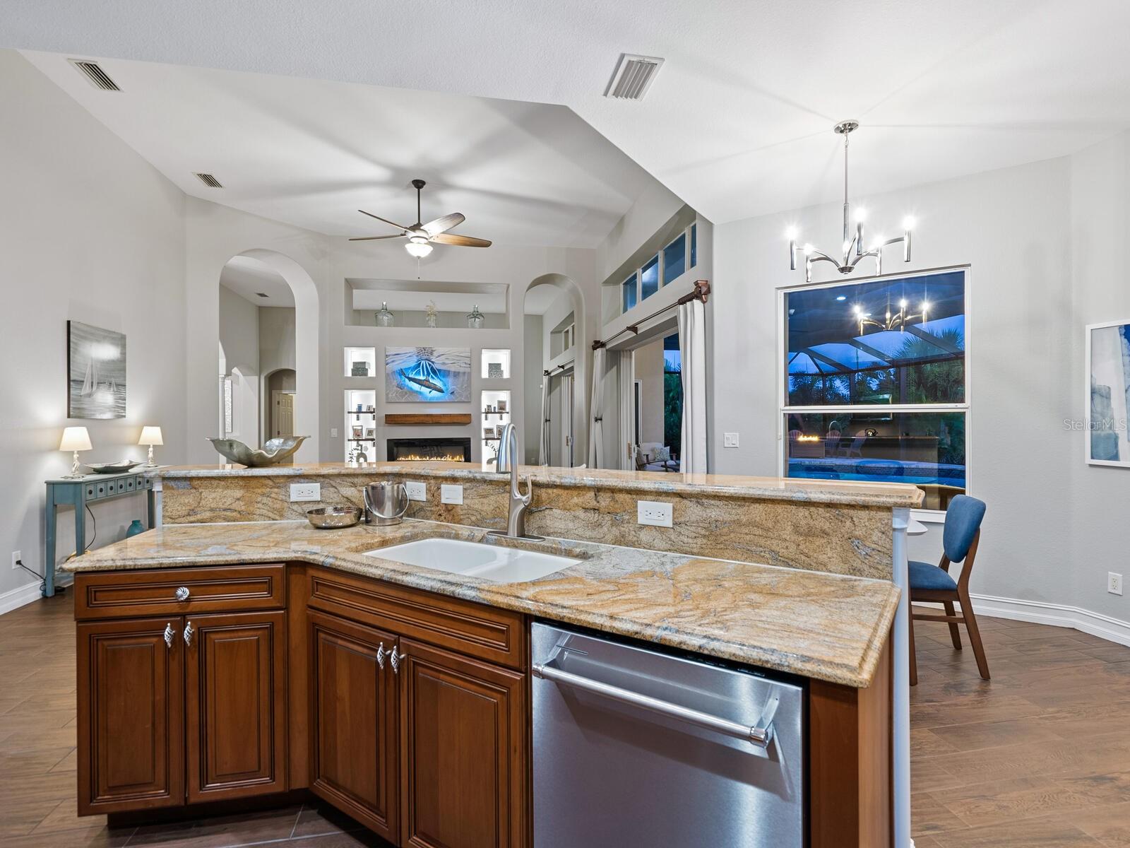 VENETIAN GOLF & RIV CLUB PH 3C - Residential