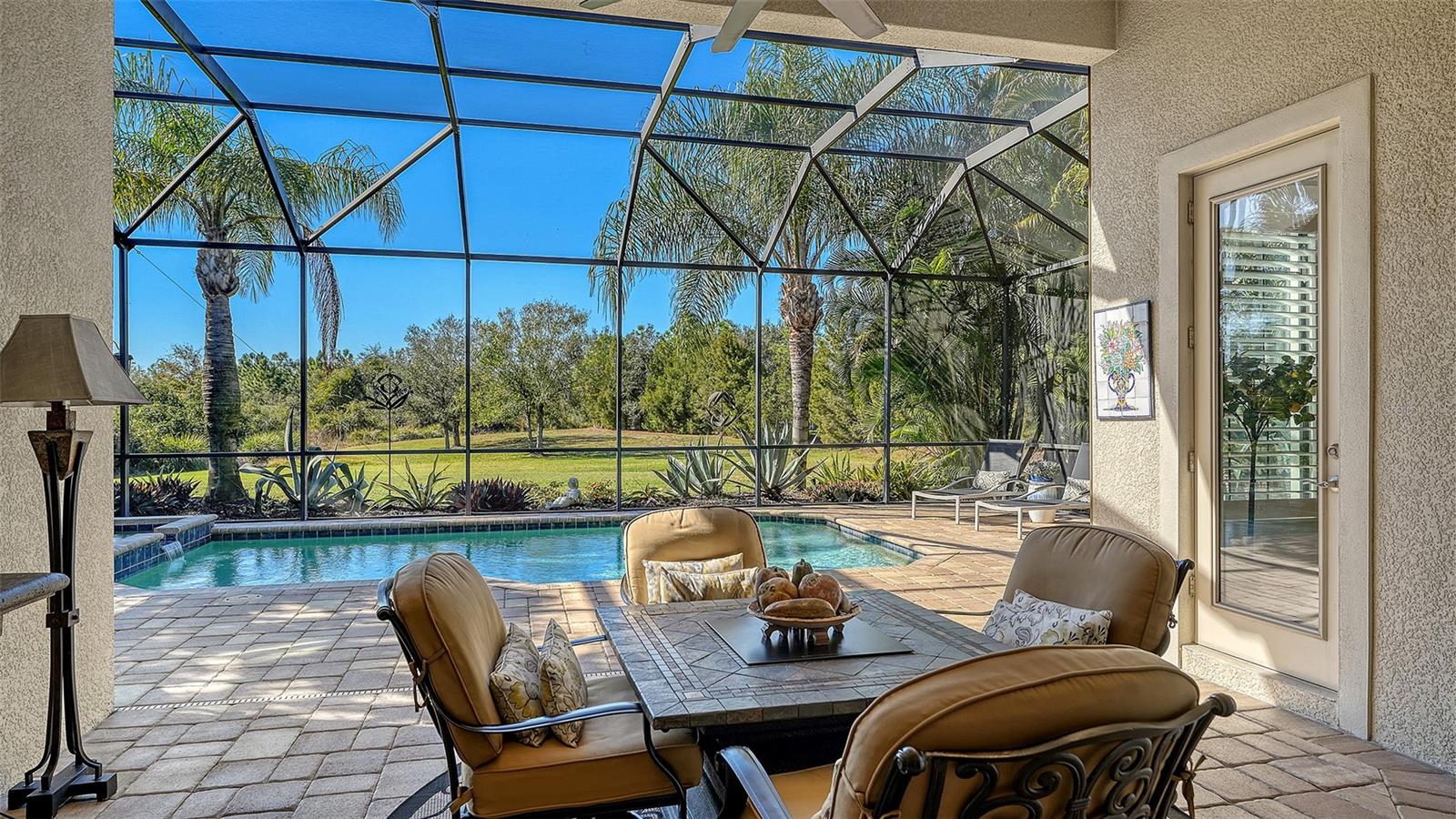 COUNTRY CLUB EAST AT LAKEWD RNCH TT - Residential